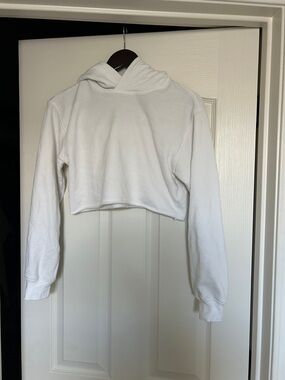 Aritzia TNA White Cropped Hoodie